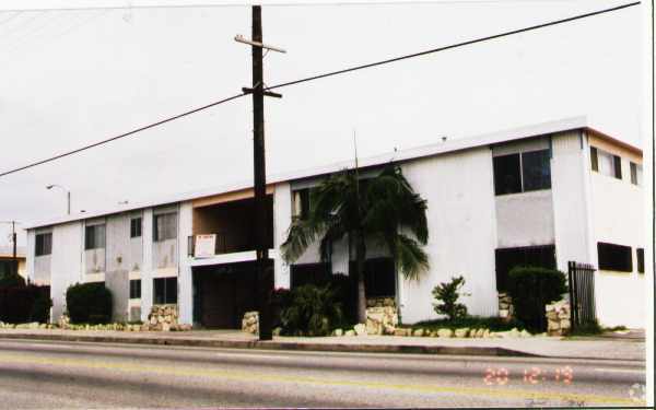 Foto del edificio - 642 N. Wilmington Blvd.