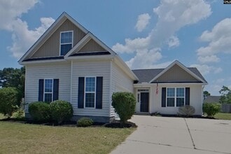 Building Photo - 11 Sedge Ct