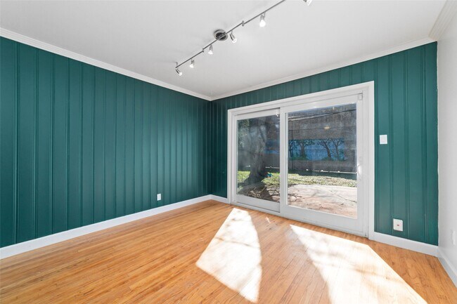 Building Photo - 4415 Merwin St