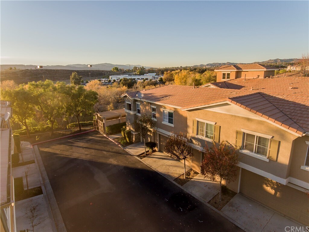 26397 Arboretum Way, Murrieta, CA 92563 Townhome Rentals in Murrieta