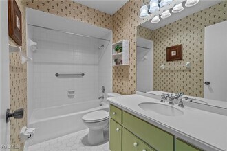 Building Photo - 1473 Saddle Woode Dr
