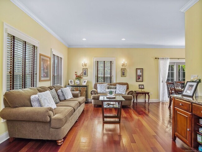 Foto del edificio - 56 Barholm Ave