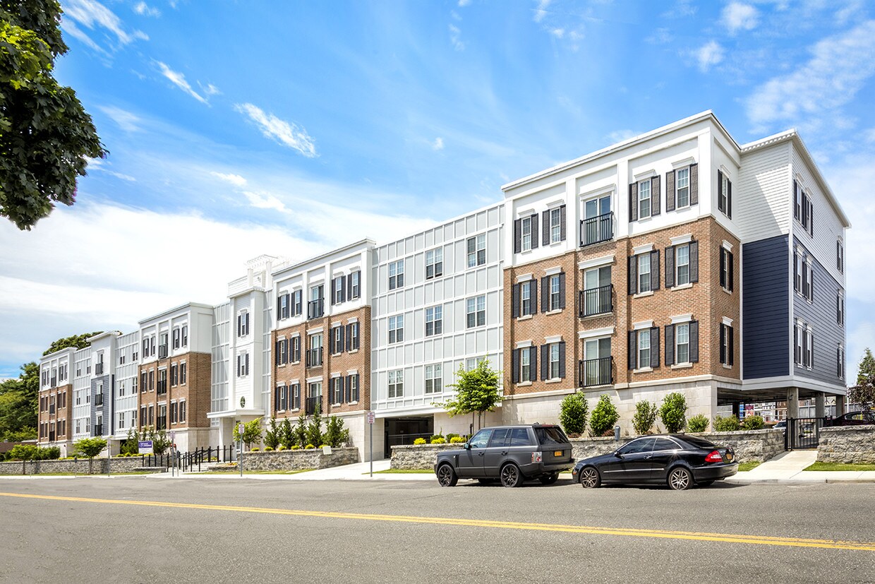 100 Gibson Blvd Unit 410, Valley Stream, NY 11581 Apartment for Rent