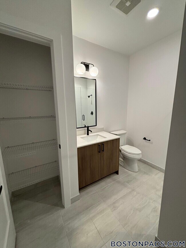 Foto del edificio - 199 Gardner St