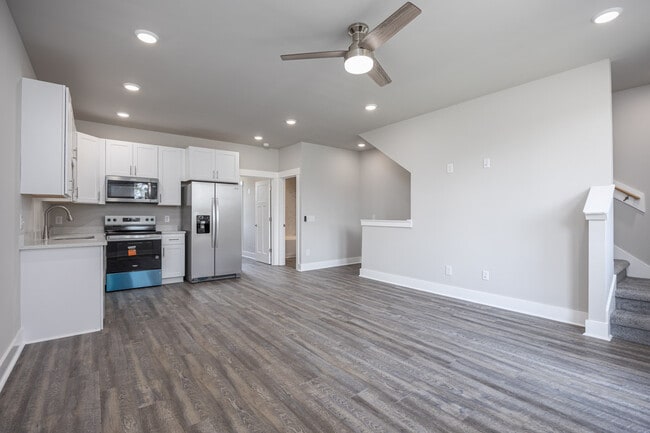 Building Photo - 1313 Nashboro Blvd