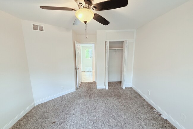 Building Photo - 2814 Shell Bark Rd, Decatur, GA 30035