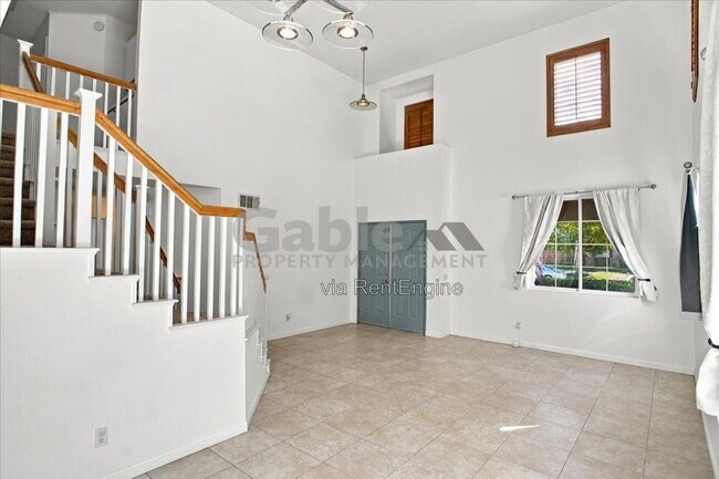 Building Photo - 40067 Villa Moura Dr