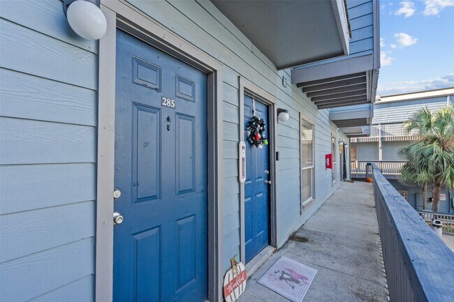 Foto del edificio - 8100 Seawall Blvd