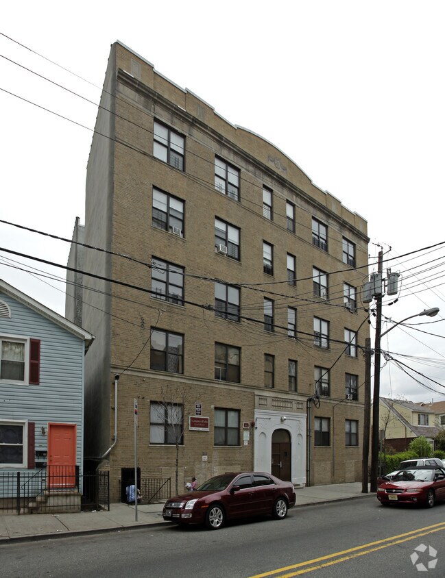 Primary Photo - Audobon Intercon Apartments