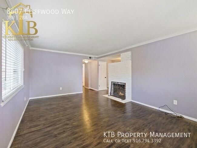 Building Photo - Wonderfully updated, and ready for move-in