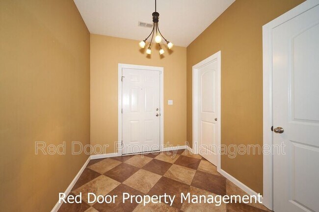 Foto del edificio - 7844 Bombay Ln