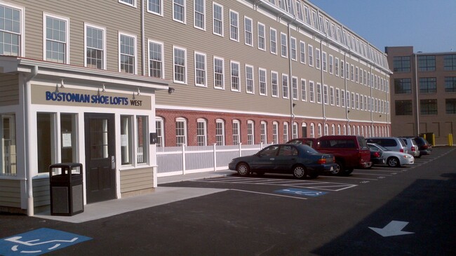 Interior Photo - Bostonian Shoe Lofts