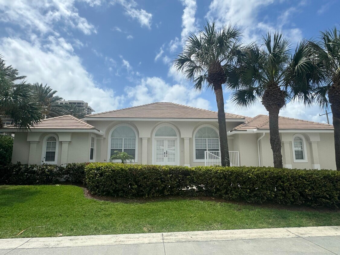 Foto principal - 1299 Morse Blvd