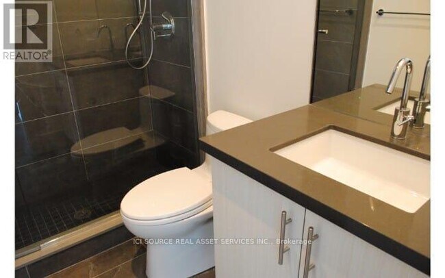 Building Photo - 39 Queens Quay E