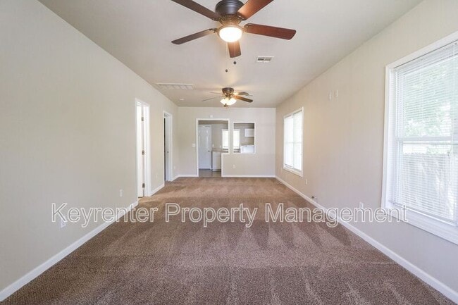 Building Photo - 512 S 55th W Ave