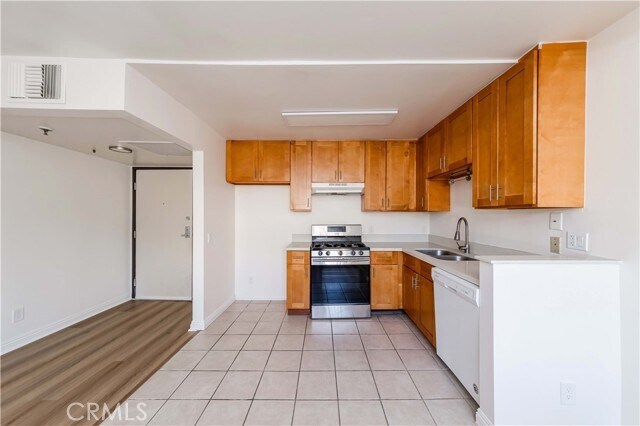 Foto del edificio - 300 Westmoreland Ave