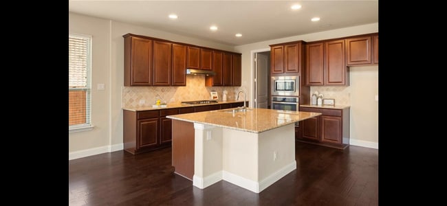 Building Photo - 1178 Roma Dr