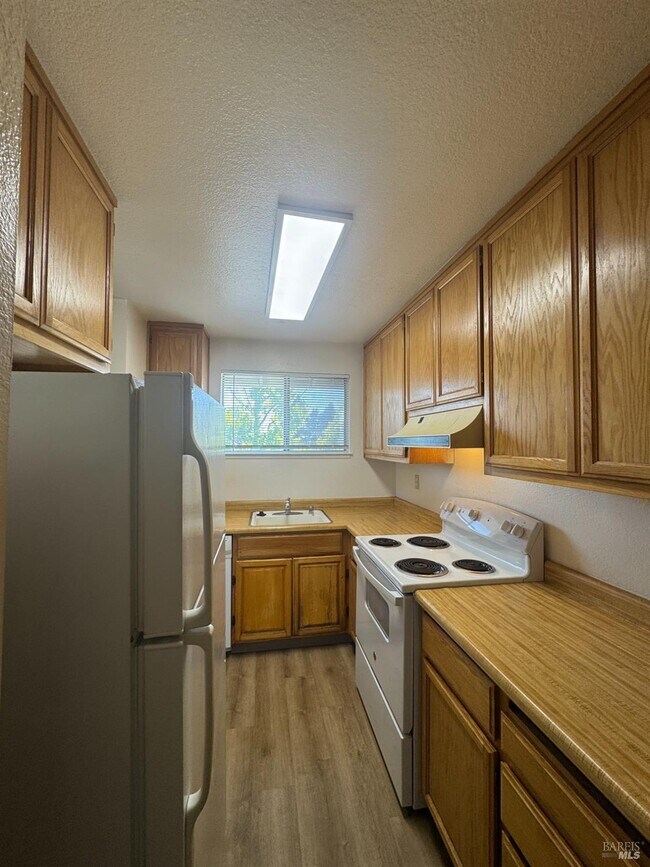 Building Photo - 118 Yorkshire Ct