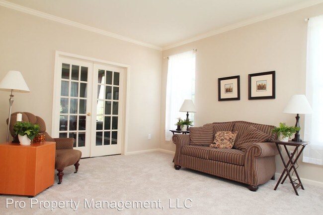 Foto del edificio - 425 Hillandale Blvd