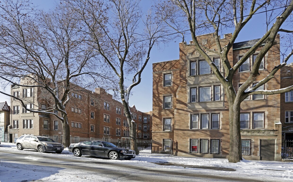 Building Photo - 7038 S Chappel Ave