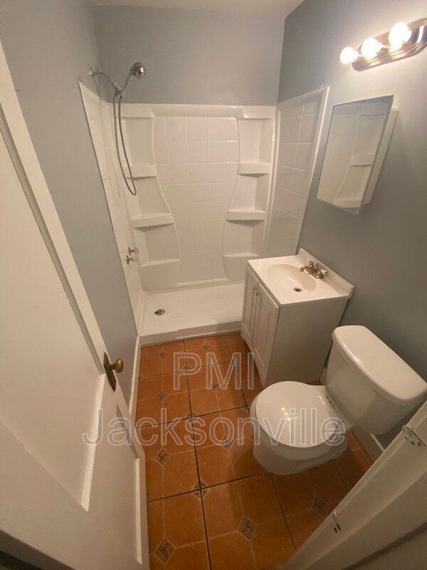 Building Photo - 1536 Fairfield Pl