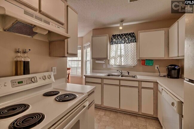 Foto del edificio - 104 Clouser Dr