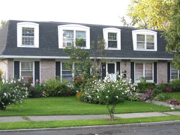 518 365 3351 - 27 Hamilton St