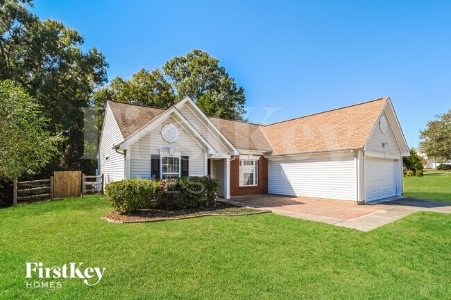 Foto del edificio - 16234 Greybriar Forest Ln