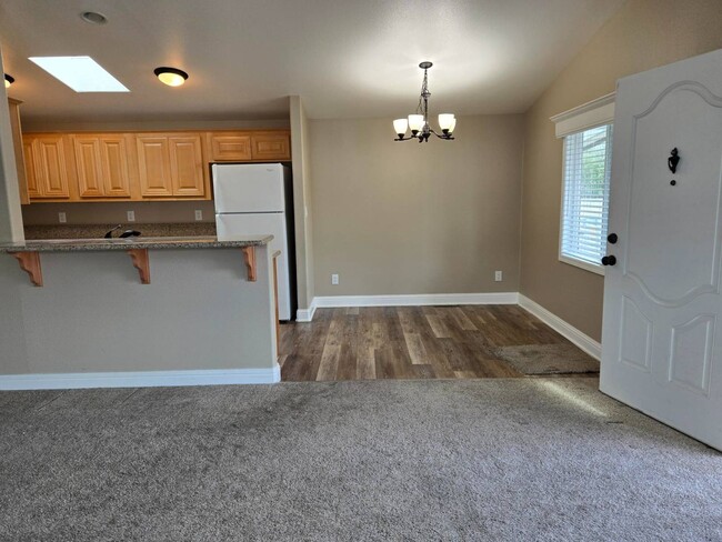 Building Photo - 4823 Pecan Dr