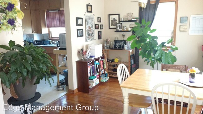 Foto del edificio - 2 br, 1 bath Apartment - 222 Walnut St