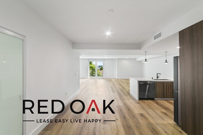 Foto del edificio - ~4 Weeks FREE~ Spacious Two Bedroom with P...