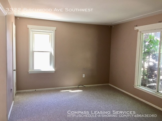 Building Photo - 3322 Birchwood Ave SW