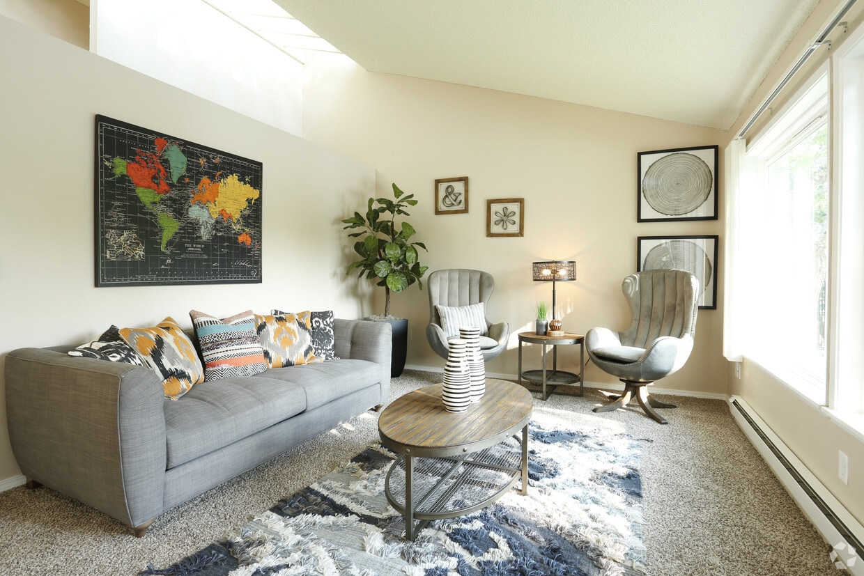 Lakeside Landing Apartments Rentals WA