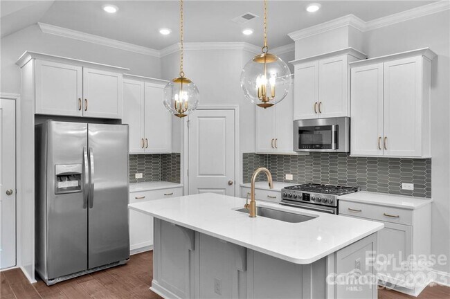 Foto del edificio - 6327 Southgrove St