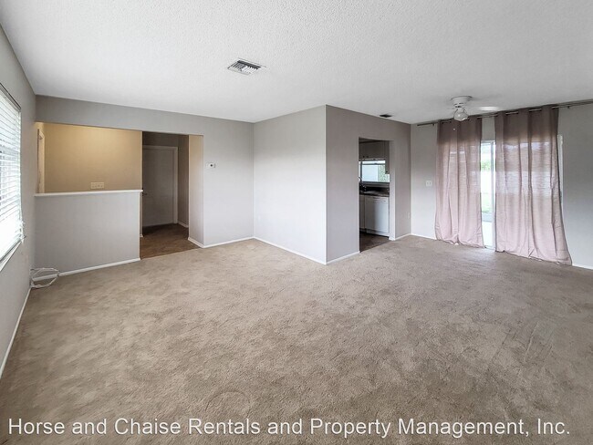 Building Photo - 3 br, 2 bath House - 439 Pineview Drive - ...