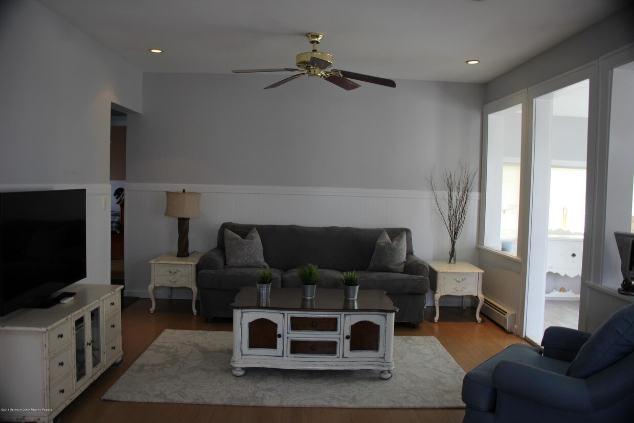 Foto principal - 768 Shaler Blvd