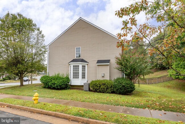 Building Photo - 17575 Deweys Run Ln