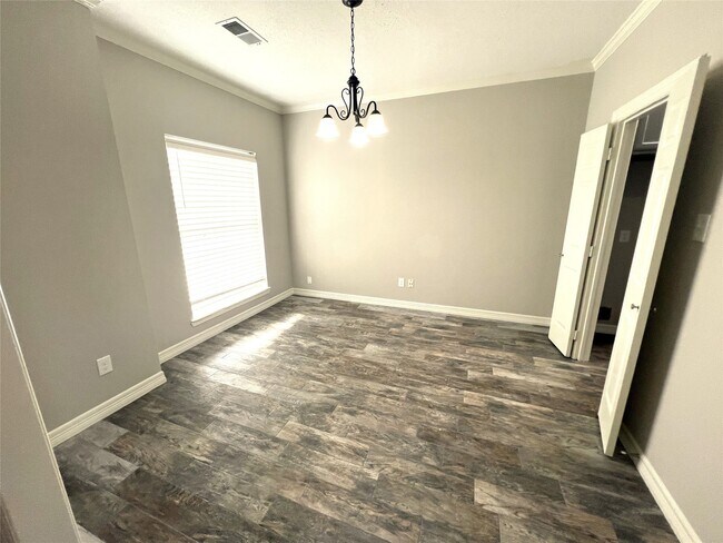 Foto del edificio - 7206 N Fawn River Cir