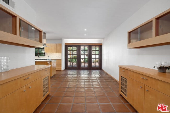 Building Photo - 5942 Paseo Cyn Dr