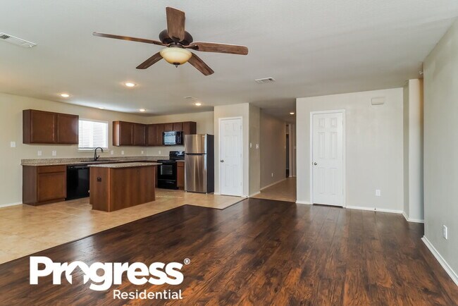 Building Photo - 3200 Sadie Trail