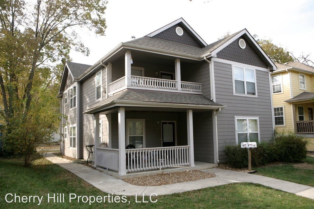 Primary Photo - 4 br, 2 bath Room For Rent - 937 Mississippi