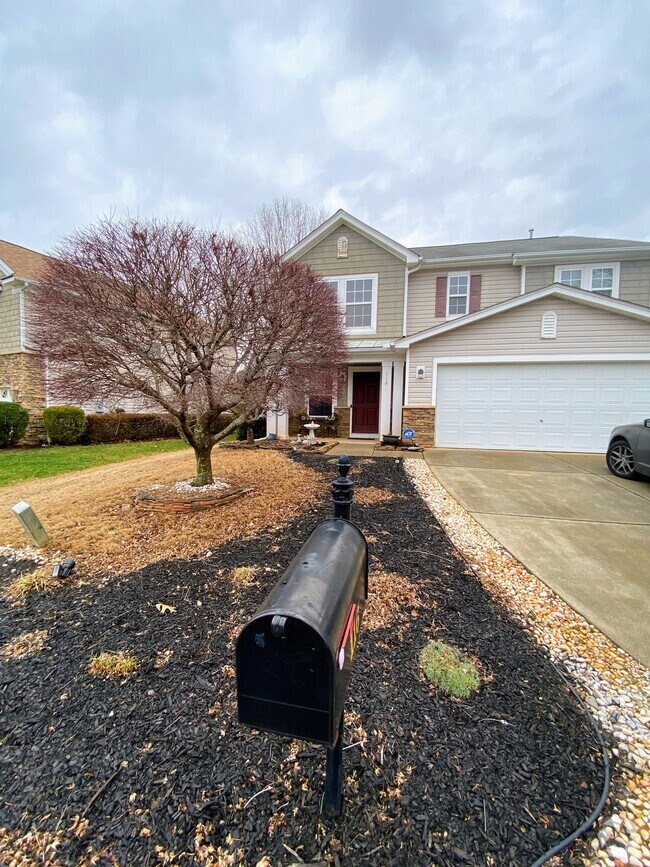 Eagle Ridge Apartments under 1,000 Raleigh, NC 1 Rentals