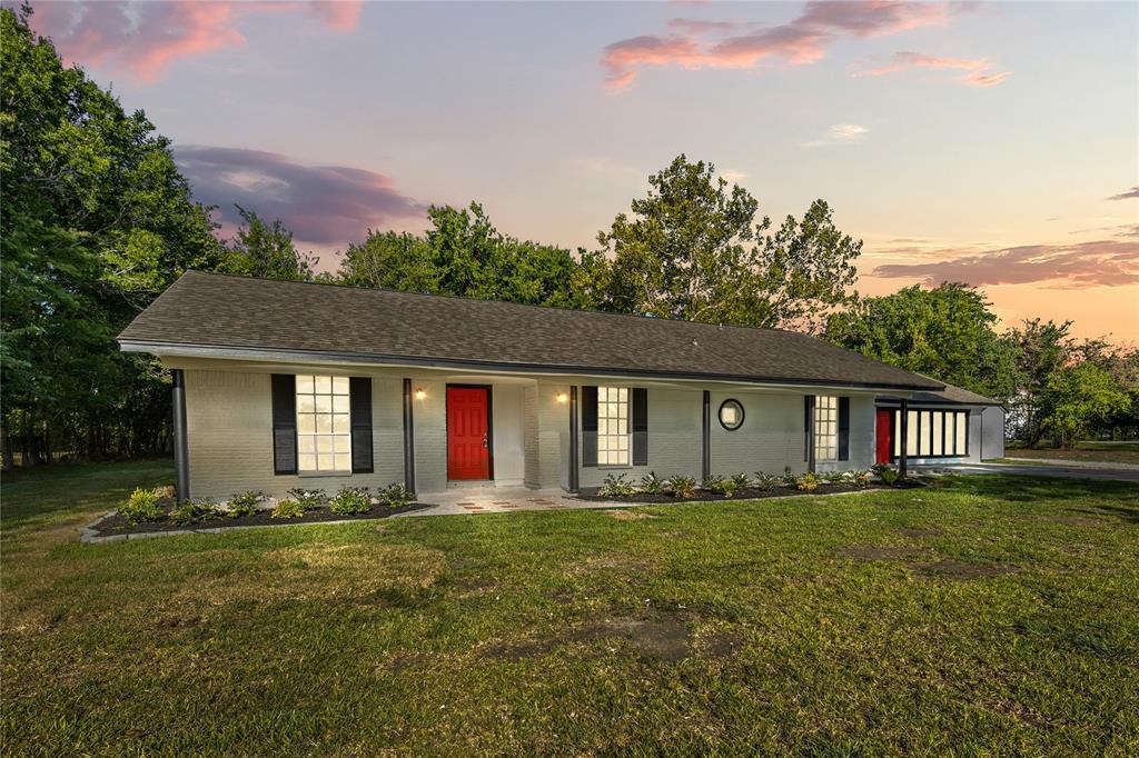 12519 Sunbrook Dr, Brookside Village, TX 77581 House for Rent in