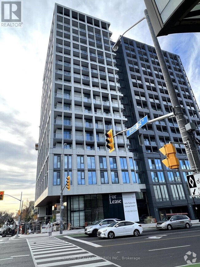 Building Photo - 2020-2020 Bathurst St