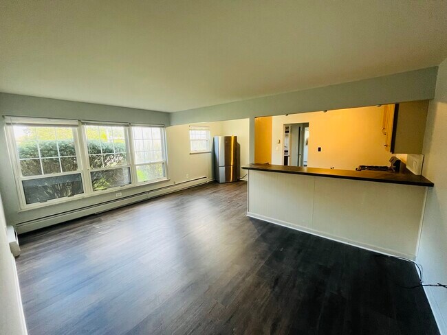 Foto del edificio - 2503 W 13 Mile Rd