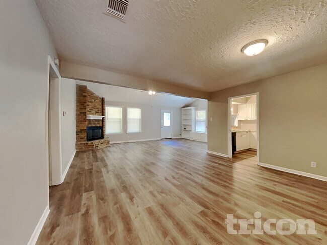 Foto del edificio - 13307 Venice Cir