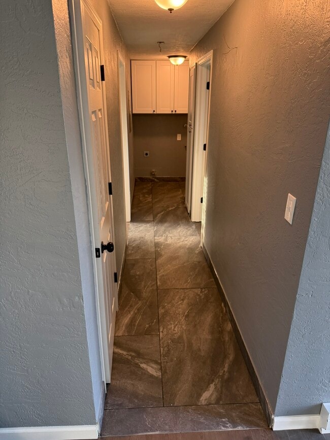 Foto del edificio - 1194 Kennedy St