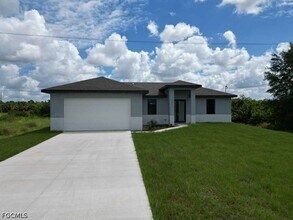 Building Photo - 1051 Eisenhower Blvd