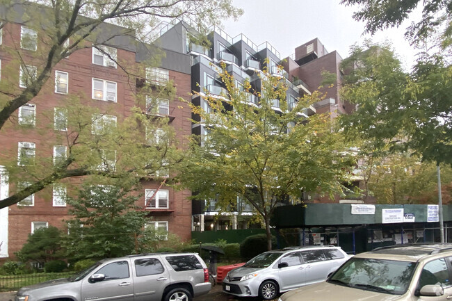 Building Photo - 706 Ocean Pky