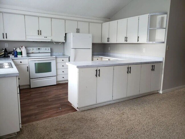Building Photo - Charming 3BR Condo in Ludowici